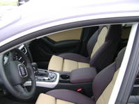 Highlight for Album: Audi A5 RGS Handmade leder 083 Aubergine met 037 Beige door RGS Autobekleding