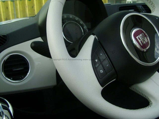 Fiat 500 Cabrio RGS Autobekleding 014 Burgundy